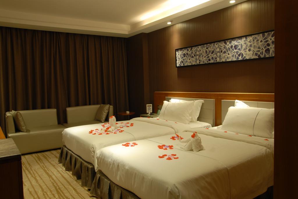 Insail Hotel Csuhaj Kültér fotó