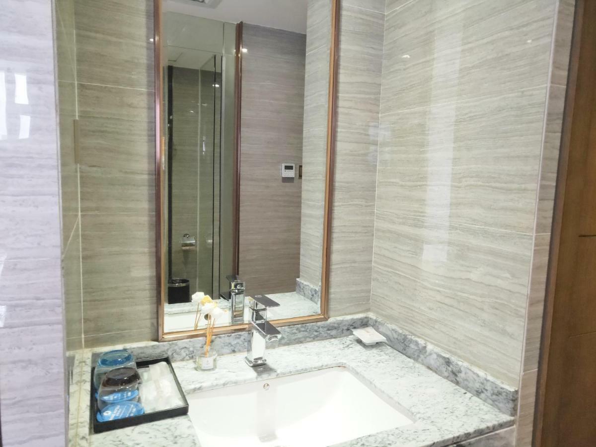 Insail Hotel Csuhaj Kültér fotó