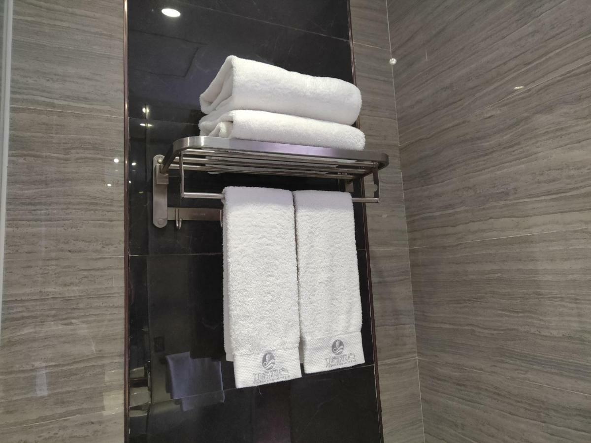 Insail Hotel Csuhaj Kültér fotó
