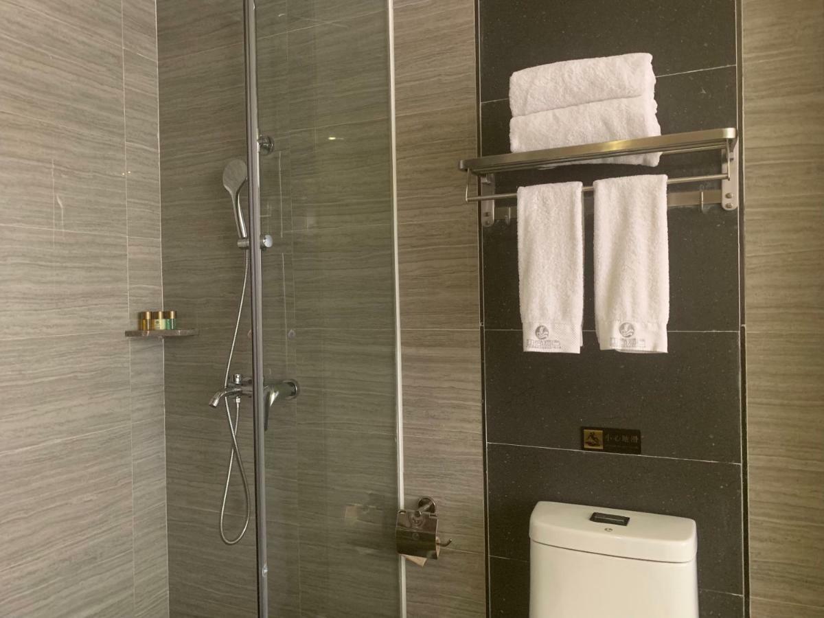 Insail Hotel Csuhaj Kültér fotó